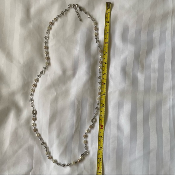 ⭐️💲5 add-on⭐️ Faux pearl necklace - Picture 6 of 10